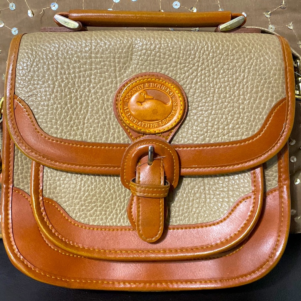 Vintage Dooney and Bourke, beautiful, brown and tan color
